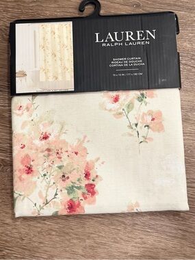 Lauren Ralph Lauren Shower Curtain Floral 70”x72” NEW Cream Pink